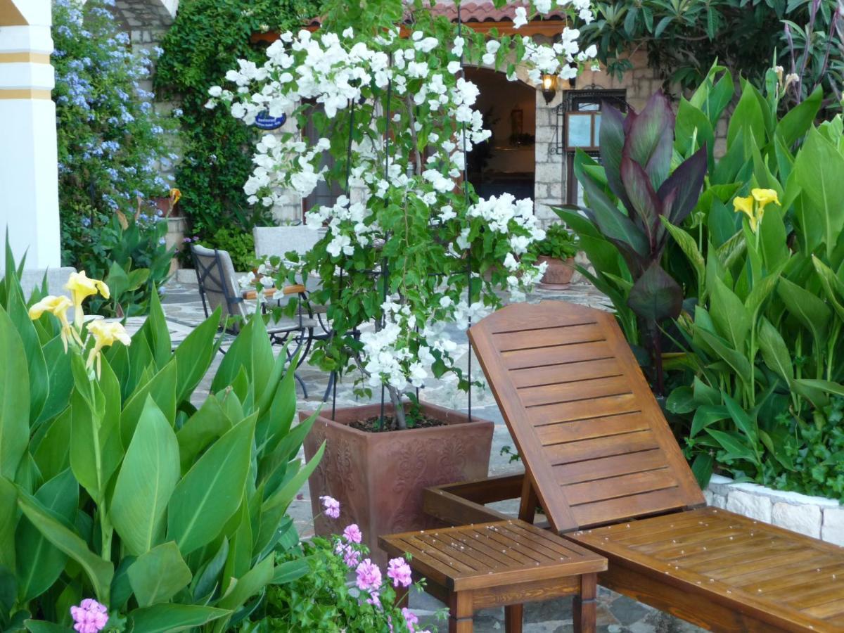 Hadrian Hotel Каш Екстериор снимка
